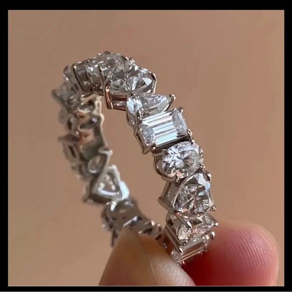 All 3 sizes 6, 7, 8 - Picture 2 of 2